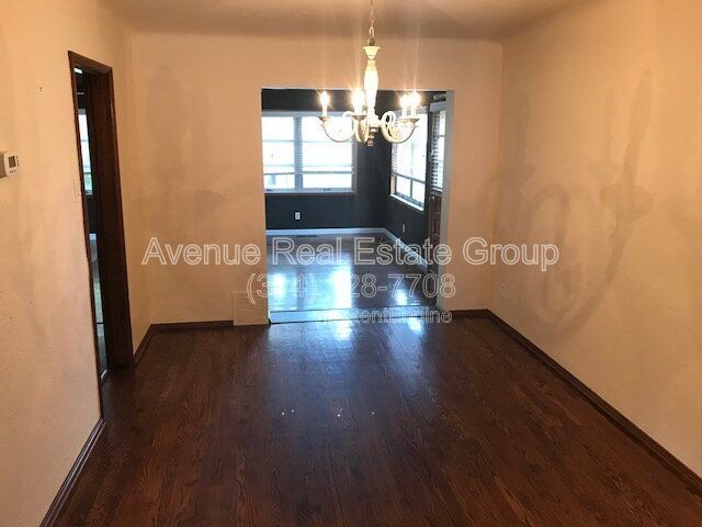 Foto del edificio - 9128 Coral Dr