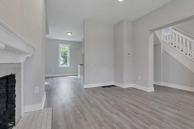 Foto del edificio - 1779 Parsons Ave