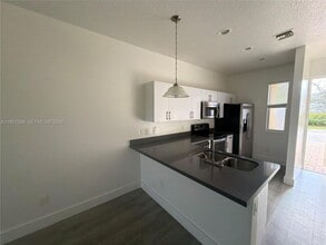 Building Photo - 8815 NW 88th Terrace