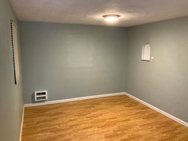 Building Photo - 2868 Bailey Ln