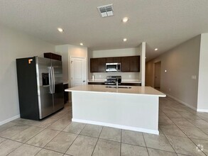 Building Photo - 497 Cherimoya St