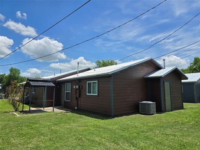 Foto del edificio - 502 Sturgis St
