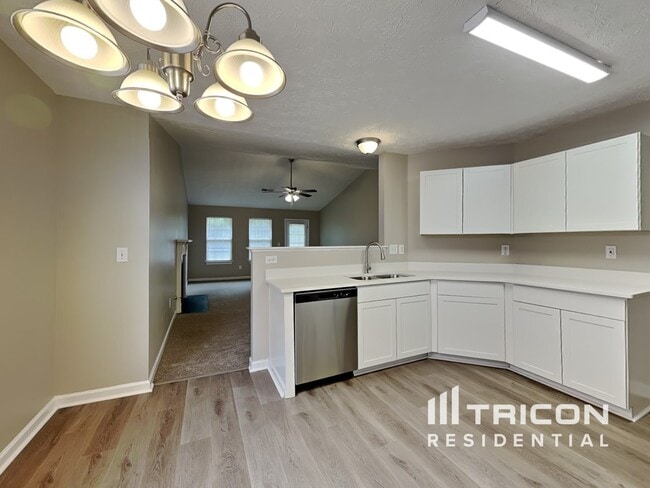 Building Photo - 2420 Lofton Ct