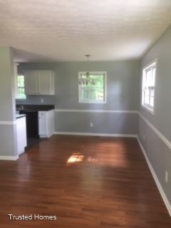 Foto principal - 3 br, 2 bath House - 4295 White Road