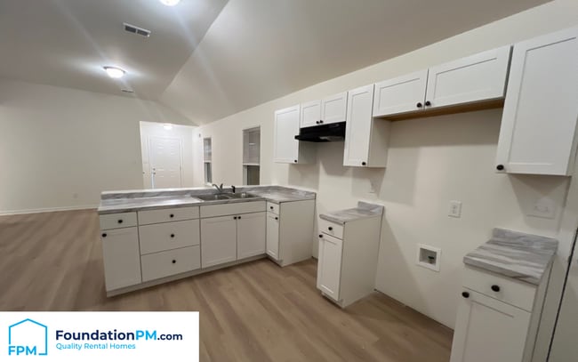 Foto del edificio - 1027 Randle St