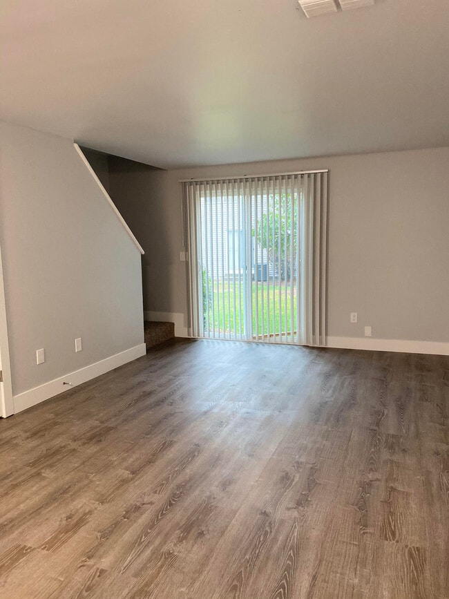 Sussex - Upgrade - Woodridge Apartments