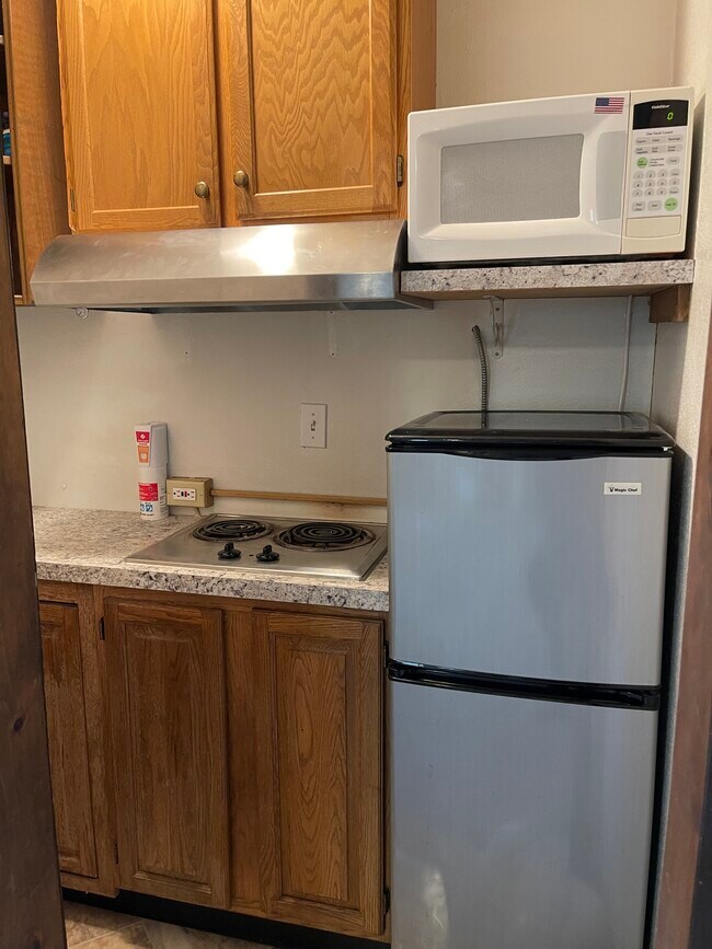 12107 Horseshoe Dr Unit 3efficiency, Eagle River, AK 99577 Apartments