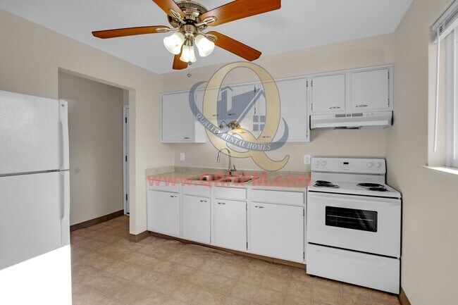 Foto del edificio - 7415 Roger Thomas Dr