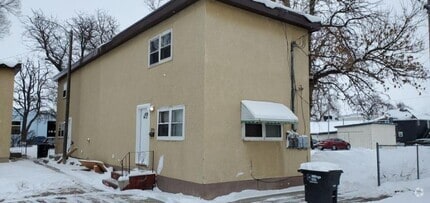 Building Photo - 216 1/2 N 22nd St
