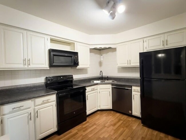 Foto del edificio - 2003 W 45th St