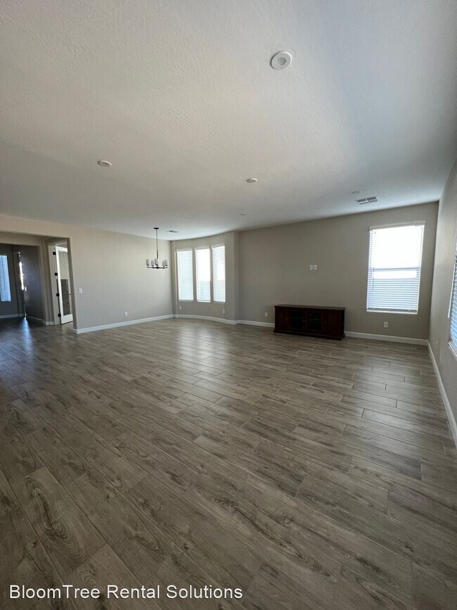 Building Photo - 2 br, 2 bath House - 5307 Crescent Edge Drive