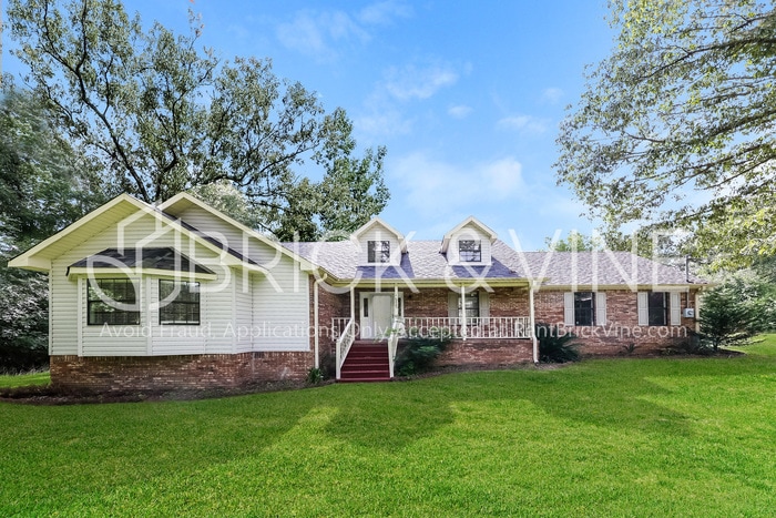 Primary Photo - 6425 Woodberry Ln