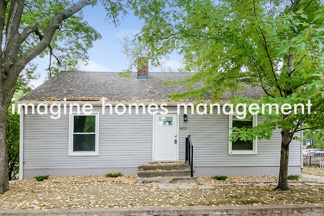 Building Photo - Charming 3 Bedroom Home in Chaska