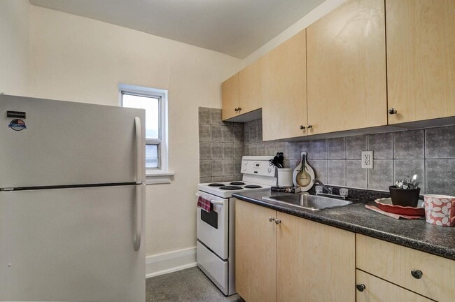 Building Photo - The Sheldrake