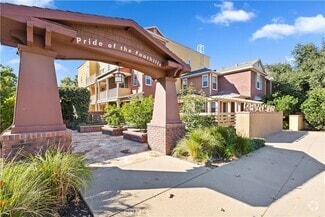 Building Photo - 335 S Glendora Ave