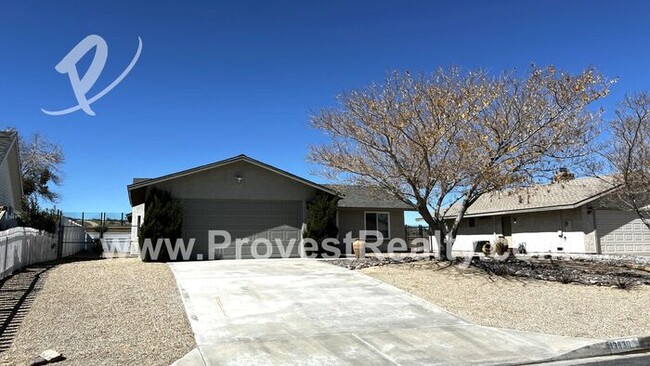 Foto del edificio - 3 Bed, 2 Bath Spring Valley Lake Home!!!