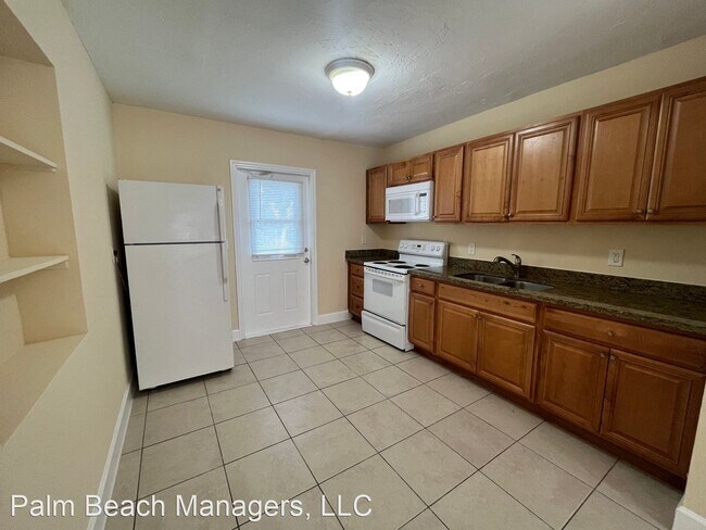 Foto del edificio - 3 br, 2 bath House - 1213 Pioneer Rd.