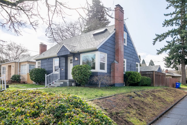 Photo - 5130 N Yale St House