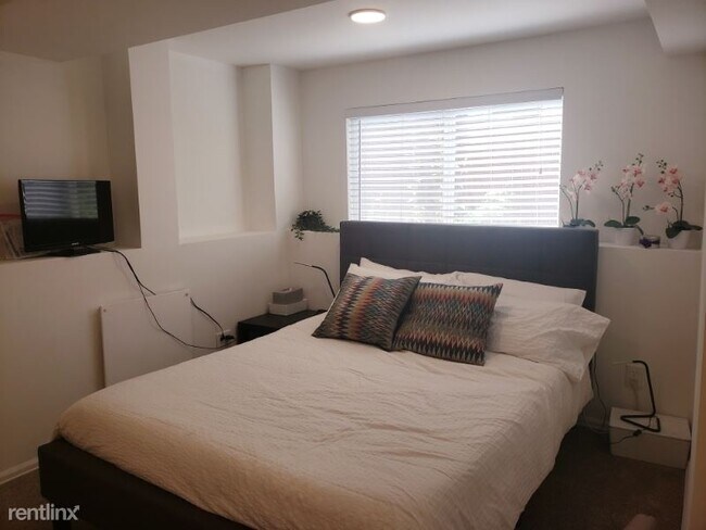 Foto del edificio - 4 br, 3 bath House - 5280 Wangaratta Way