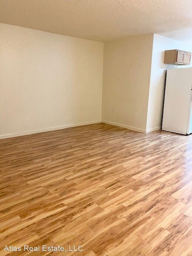 Foto principal - 316 E Brookside St