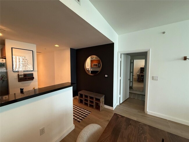 Foto del edificio - 253 NE 2nd St