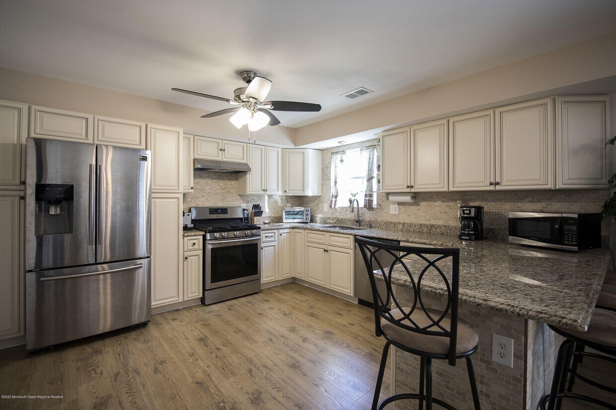 428 Morningside Ave, Union Beach, NJ 07735 House Rental in Union