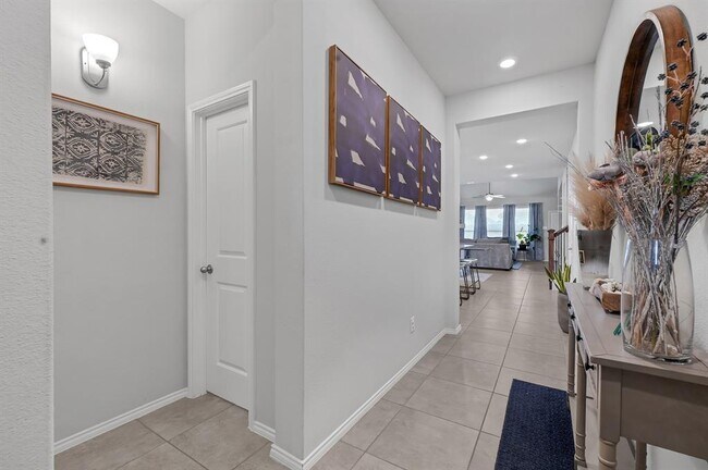 Building Photo - 2103 Granite Pass Dr