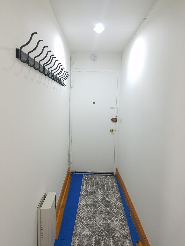 Foto principal - 3061 Edwin Ave