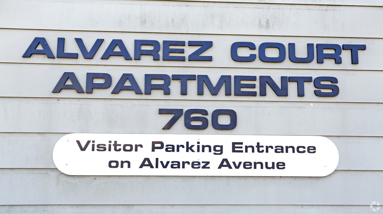 Foto del edificio - Alvarez Court Apartments
