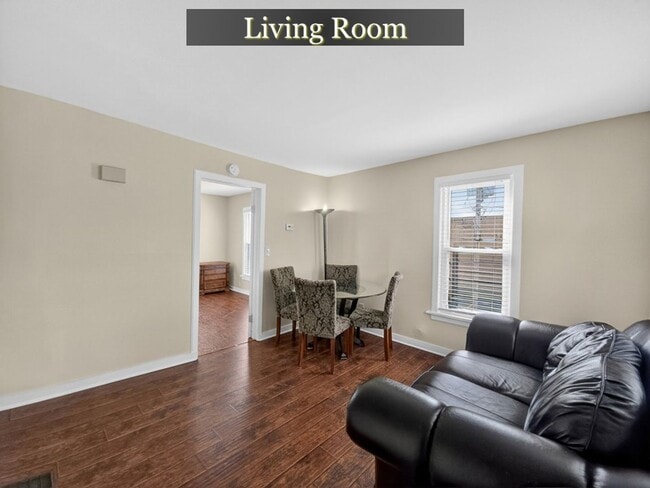 Foto del edificio - RF: 1157-1159 E. Main