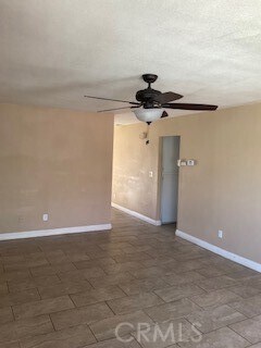 Building Photo - 6635 Begonia Cir