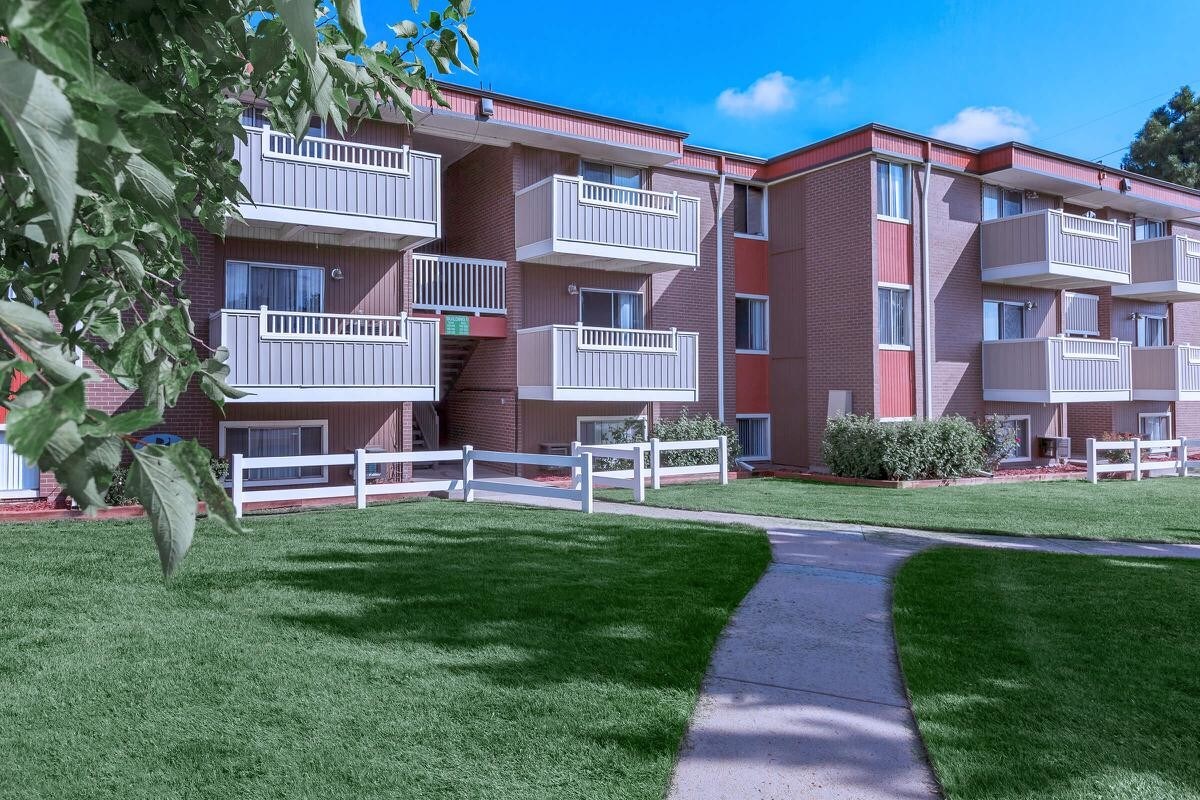 Oslo Apartments 11501 Washington St Northglenn, CO