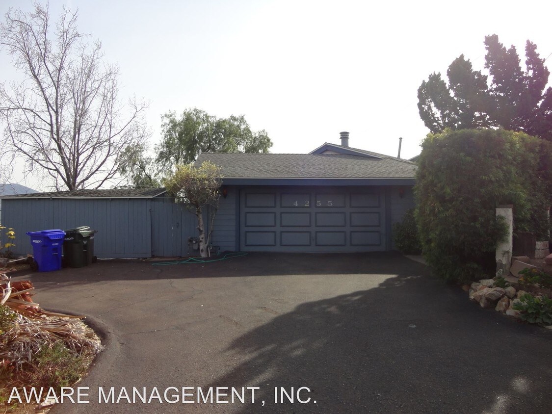 Primary Photo - 4255 Crestview Dr