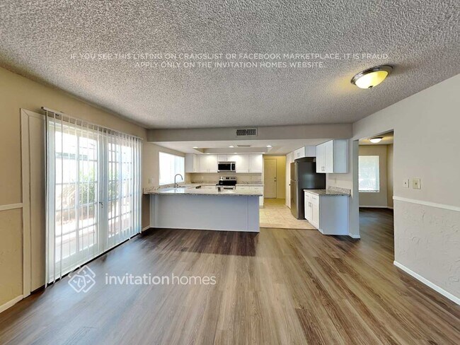 Foto del edificio - 9838 N 48th Dr