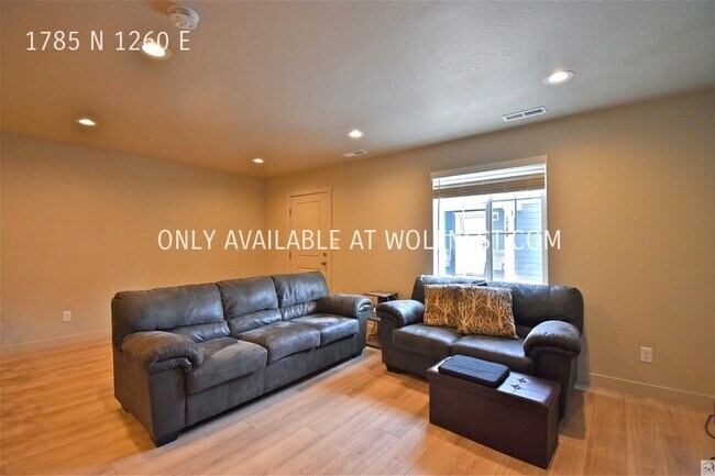 Foto del edificio - Beautiful 3 Bedroom Payson Newer Build Tow...