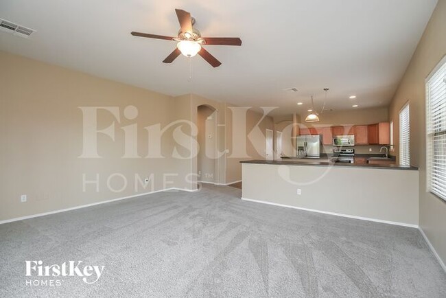 Building Photo - 11580 E Primrose Ln