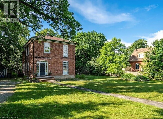 Building Photo - 88 Bridge St