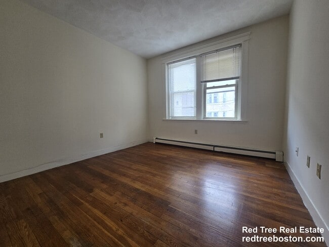 Photo - 15 Colborne Rd Apartment