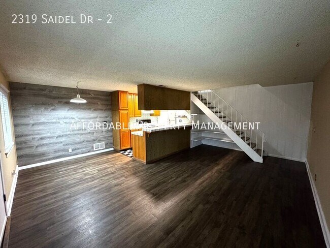 Foto del edificio - 2319 Saidel Dr