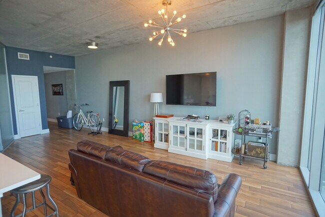 Foto del edificio - Downtown Tampa Luxury 1BR Condo at Skypoint