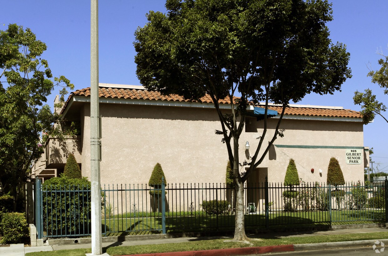 Foto del edificio - Gilbert Senior Park