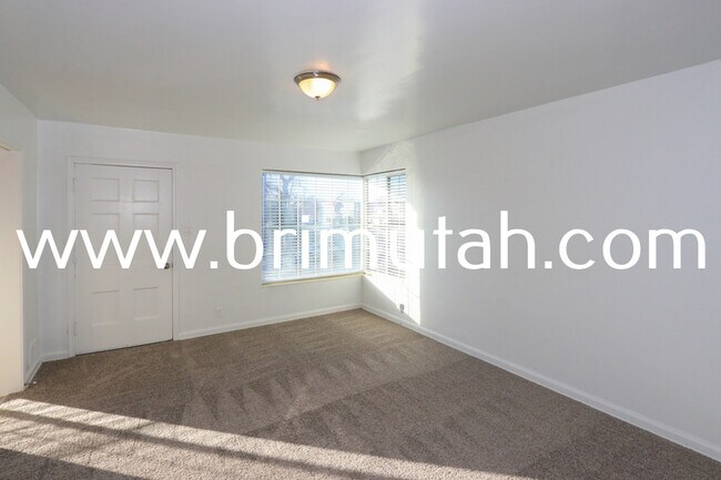 Foto del edificio - 2613 S Hartford St