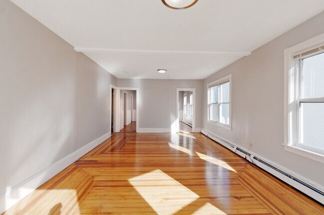 Foto del edificio - 1077-1077 Dexter St