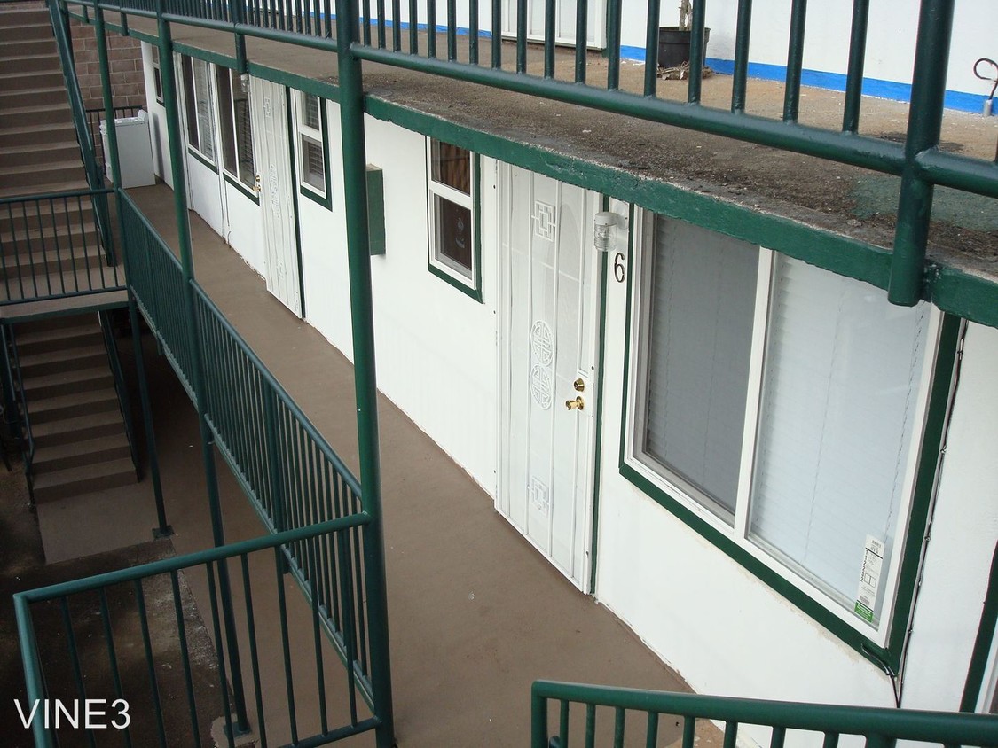 Primary Photo - 112 Kilani Ave
