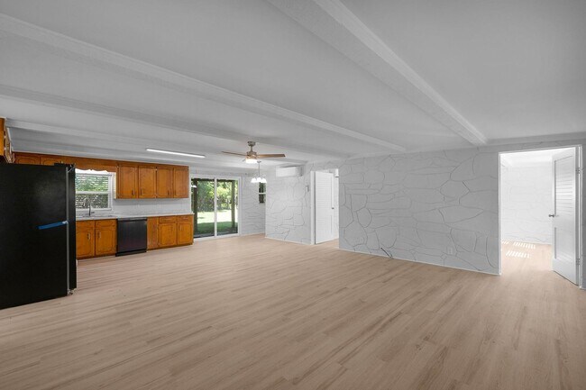 Foto del edificio - Single Family Ranch Brick Home For Rent!
