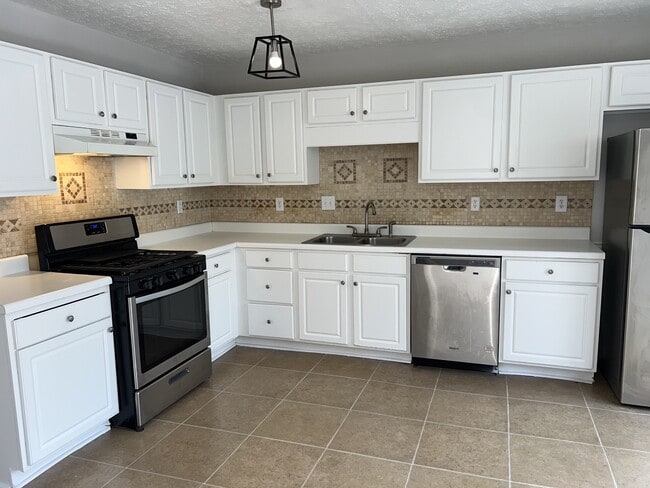 Photo - 1886 Barrington Overlook Townhome