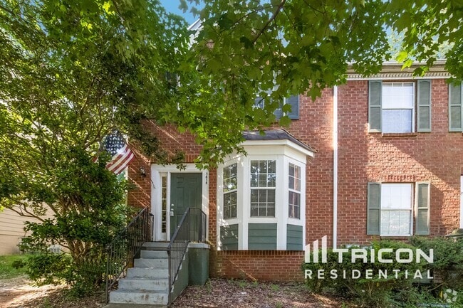 Building Photo - 1414 Shiloh Way NW