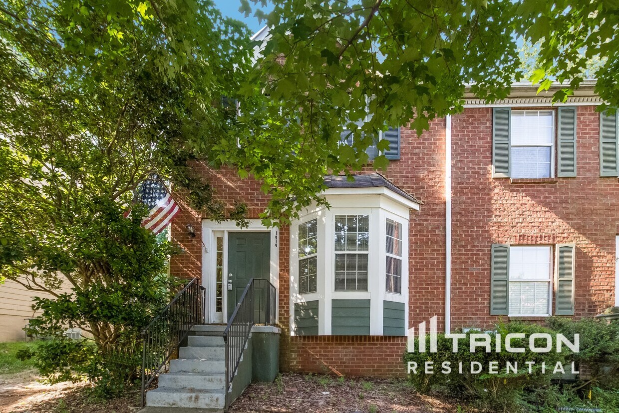 Primary Photo - 1414 Shiloh Way NW