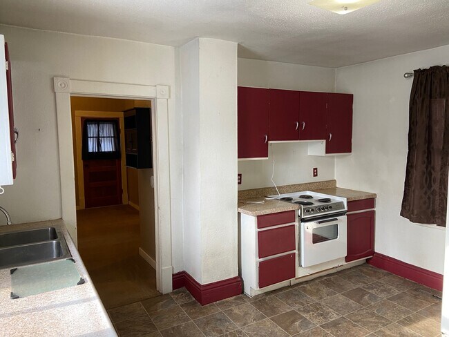 Foto del edificio - 212 11th Ave NE