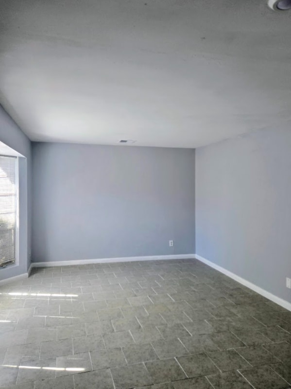 Building Photo - 10024 Neuens Rd